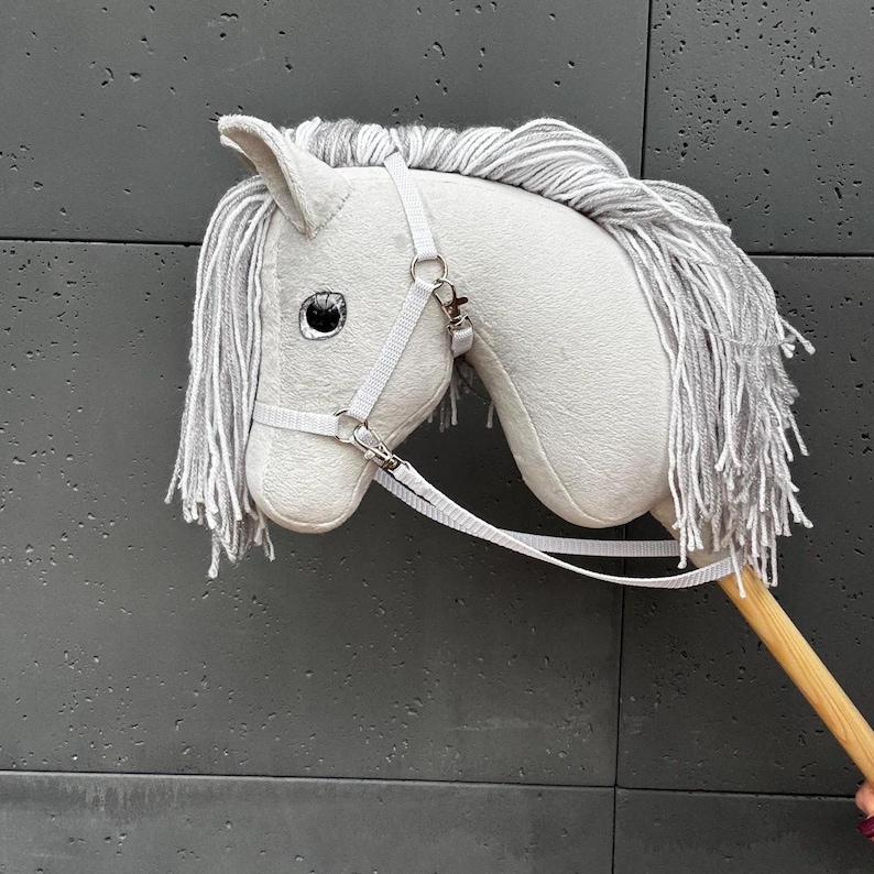 DIY hobby horse pattern lets you sew multiple versions – perfect for making unique birthday gifts again and again