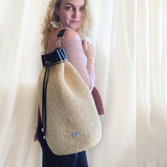 Mochila bohemia de rafia para mujer: bolso de paja hecho a mano