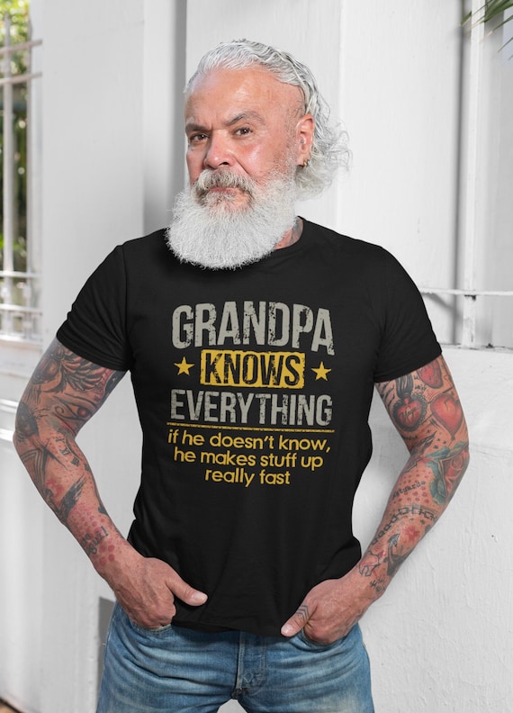 Papa Knows Everything - Christmas Papa Gift T-Shirt Papa Knows Everything - Christmas Papa Gift T-Shirt