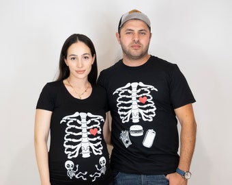 Couple Matching Halloween T-shirts Skeleton Twins Maternity Tee Mother Father Pregnancy Gift Shirts Twins Announcement T-Shirt