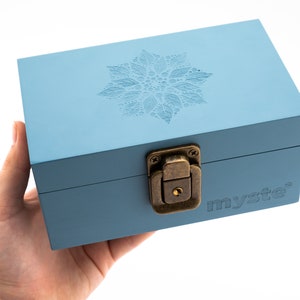 MYSTE BLUE MANDALA stash box with accessories, large grinder 63mm, odour proof set, lockable combo kit, rolling tray set, premium stash box