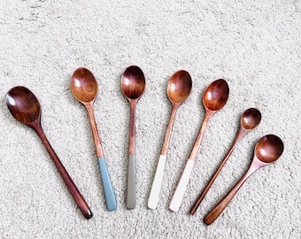 Handgesneden houten lepel, biologisch liefdes keukengerei, lepels met harten handvat, vintage serveerlepels, handgemaakte eco-cadeauset, handgemaakte thee S