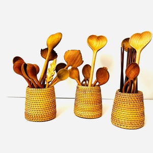 Kitchen Utensils Holder, Rattan Pens Pencils holder, Utensils Holder, Hand Woven Makeup Storage, Storage Woven Tube, Rattan Basket Organizer
