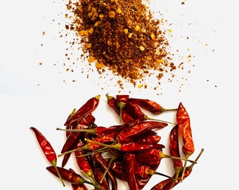 Organic Dried Cayenne Pepper, Chili Pepper Flakes, Dried Chili , Non GMO, Home Grown Chili Pepper, Product in the USA Chili Pepper Spice