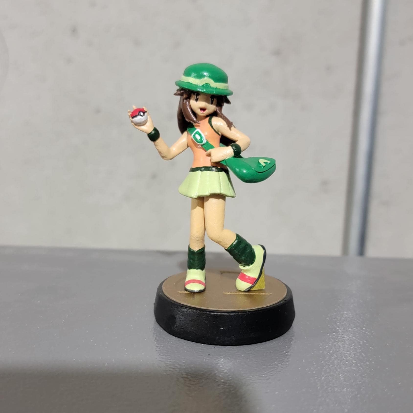 手作りの女性ポケモントレーナー（リーフ）biimbo - Etsy 日本