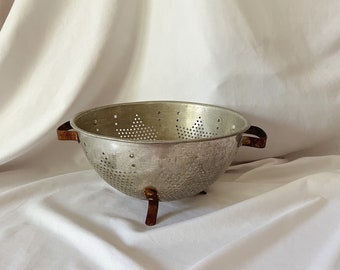 Vintage Star Aluminum Colander