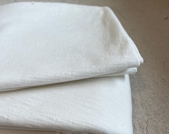 Tejido de punto jersey 100 % algodón en blanco, texturizado, ligero, suave, de algodón natural, para camisetas, ropa de bebé y costura.