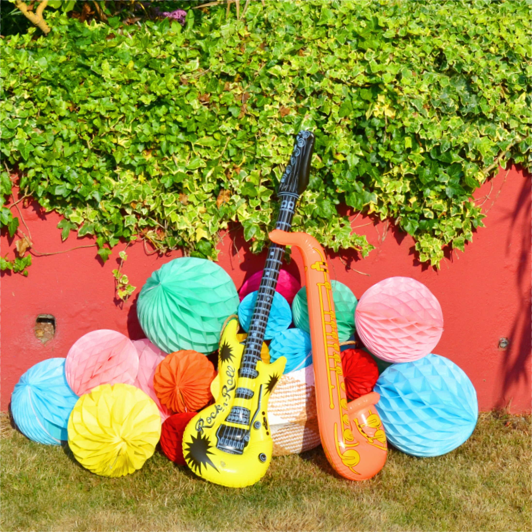 Guitare Gonflable En PVC – Jouet Musical Amusant Pour Fêtes, Décoration Et Accessoire De Soirée, Cadeau Original Pour Enfants Et Adultes