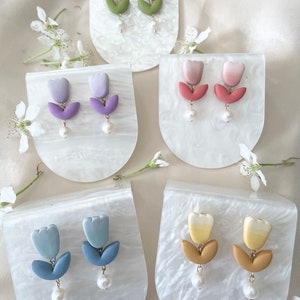 Tulip Floral Earring, fresh water pearls (with minor imperfection) IBirthday presentI Bridesmaids giftI Spring Earring