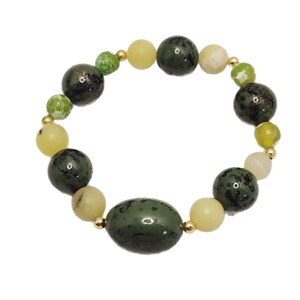 Artisan Einzigartige Marmorierte Perlen Armband mit Grüne Afaghan Jade Akzente Dehnbar OSFM