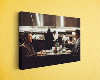 Heat Movie Canvas Print – Iconic Diner Scene with Pacino and De Niro – Crime Film Wall Art for Movie Buffs and Collectors