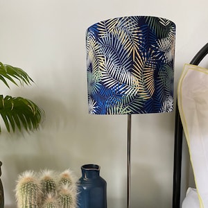 Single-sided lampshade - 20cm diameter with blue ‘fern’ print fabric