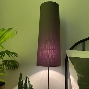 Pantalla de lámpara de doble cara: 48 cm de alto, cono cónico de 20 cm de diámetro con estampado gráfico de Ankara &quot;Diamantes&quot;