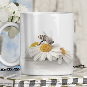 3d realistic bee coffee mug