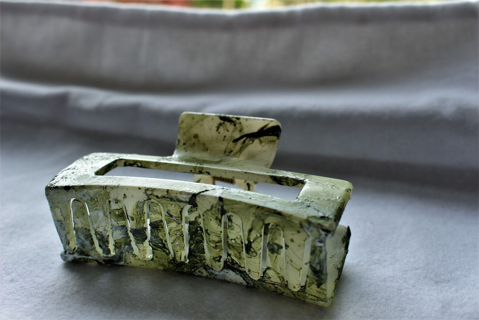 Sage green hair claw clip rectangle medium size hydro Etsy