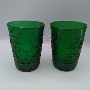 &quot;Anker Hocking &quot;&quot;Sandwich&quot;&quot; Trinkgläser, smaragdgrün 1939-1964, 2er Set.&quot;