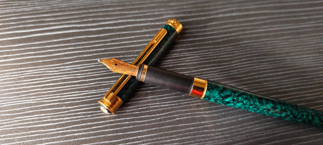 Authentic Montblanc Noblesse Oblige Green 18K 750 B Nib Fountain