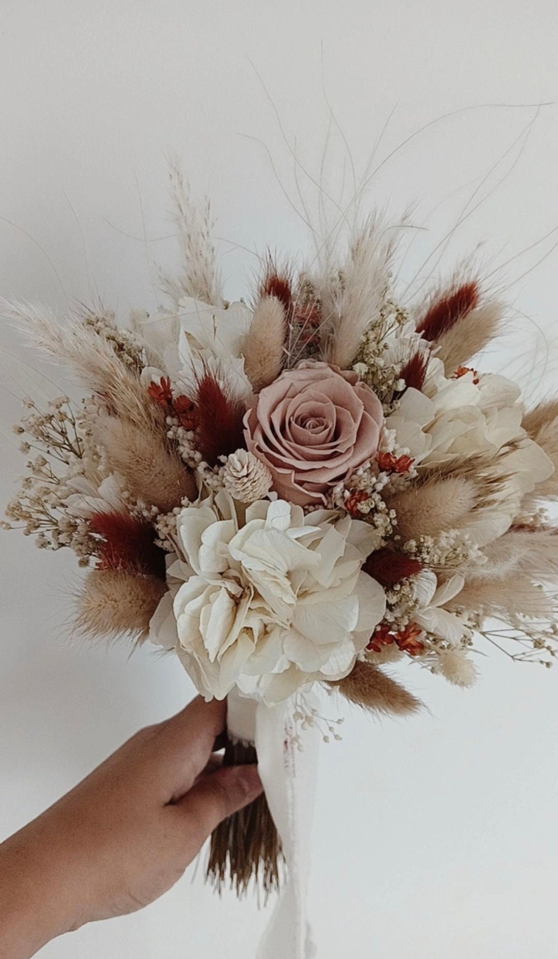 Bouquet de mariée bohème avec rose, Gypsophile et pampa, bouquet de ...