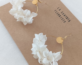 Flower earrings, custom-made dried and stabilized flower hoop earrings, personalized flower earrings