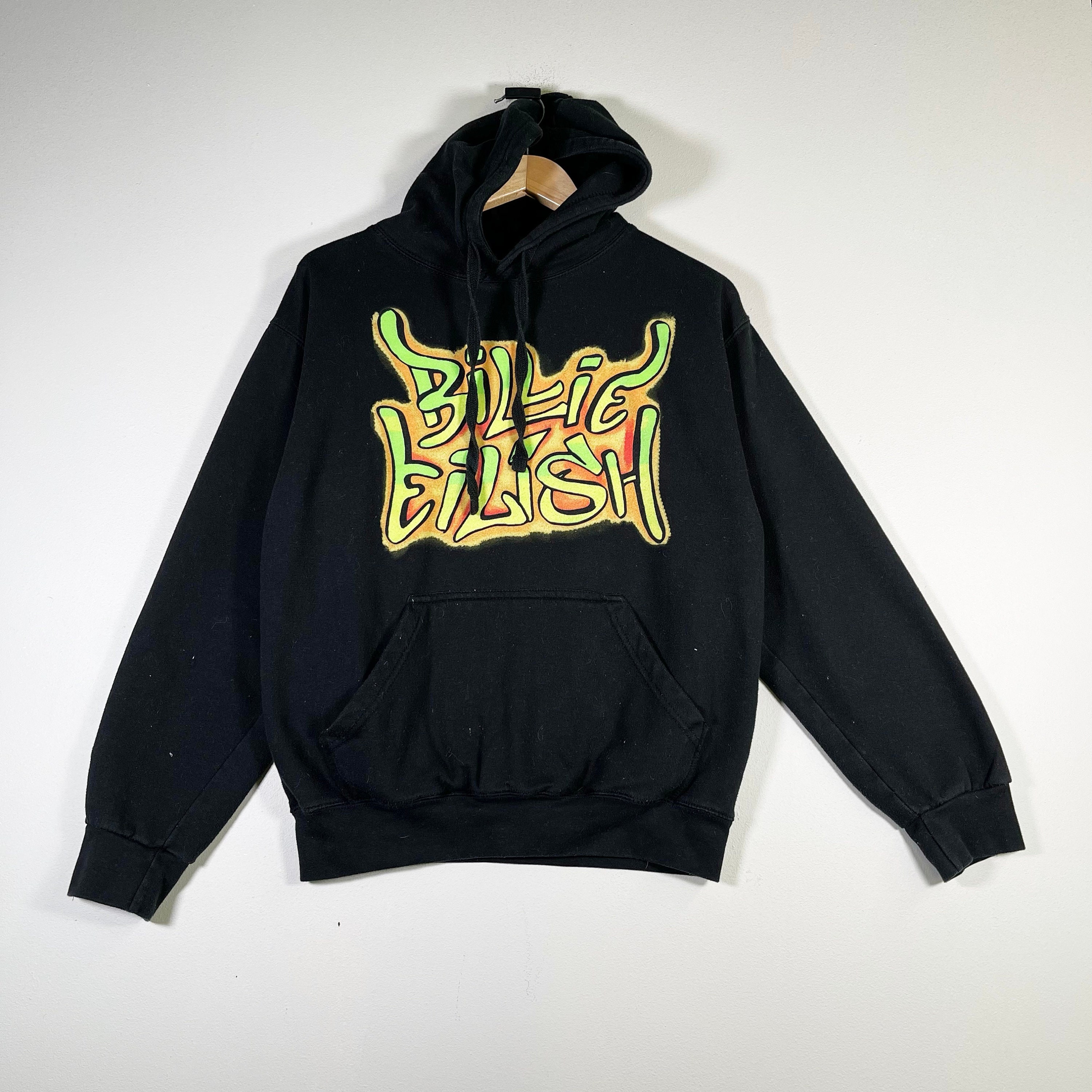 Billie eilish on sale hoodie graffiti