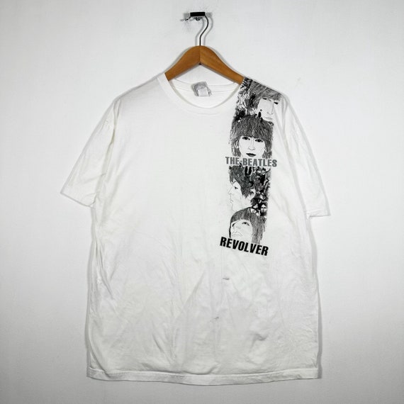 Vintage 00s Y2K The Beatles Revolver Graphic Tee