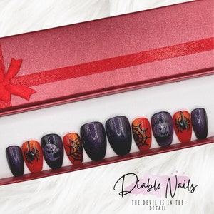 Prêt à expédier - Halloween Holo Ghost Pumpkin Spider Cobweb Appuyez sur Fake Glue Acrylic Nails Taille de cercueil court Grand RÉUTILISABLE QUALITÉ SALON