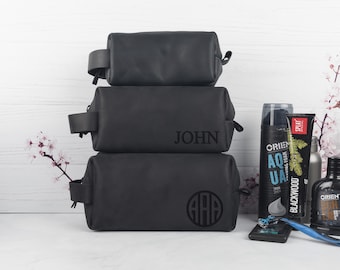 Personalized Dopp Kit for Men Leather, Mens Toiletry Bag, Personalized Groomsmen Proposal, Monogram Makeup Bag, Groomsmen Gift Bag,