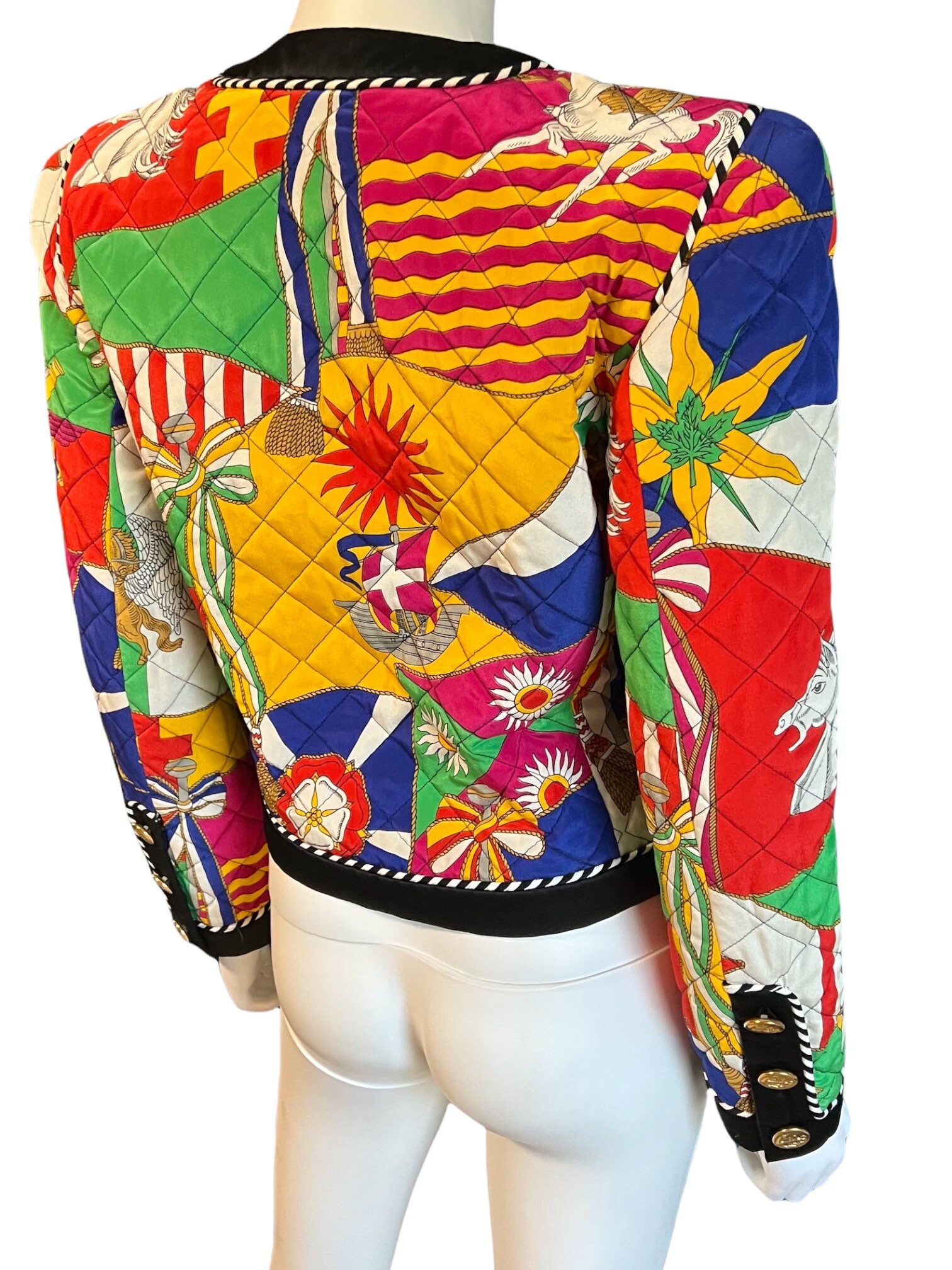 ヴィンテージ　エスカーダジャケット Escada Vintage 1992 Art Deco Printed Silk Cropped Quilted