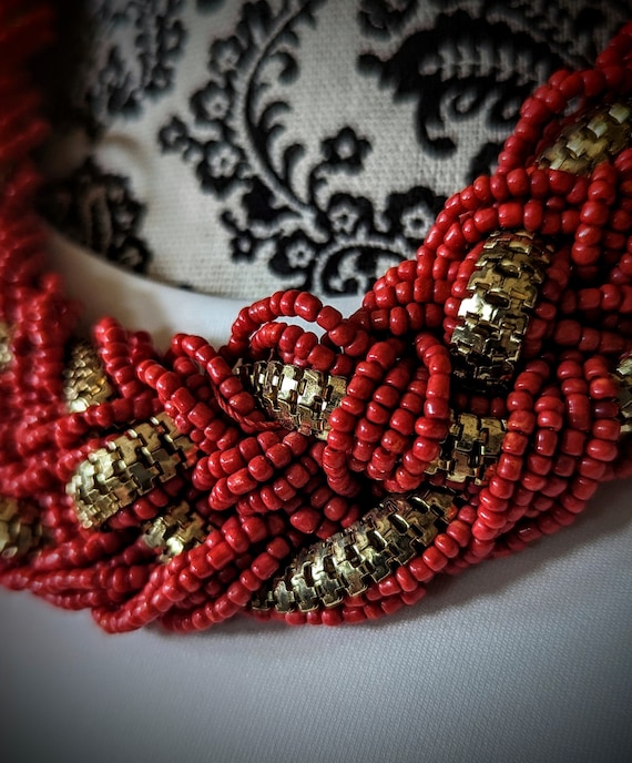 Red Seed Bead Goldtone Chain Braided Necklace - image 3