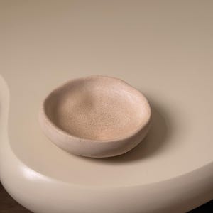 Handmade Concrete Round Trinket Dish: Nordic Table Decor - white tray candle holder