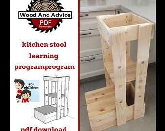 Puede incluir: Una torre de aprendizaje de cocina de madera con tres estantes y un escalón. La torre está hecha de madera sin terminar y tiene un diseño simple. El texto "Wood And Advice PDF Downloads" es visible en la imagen. El texto "kitchen stool learning program program" también es visible en la imagen. El texto "pdf download" es visible en la imagen.