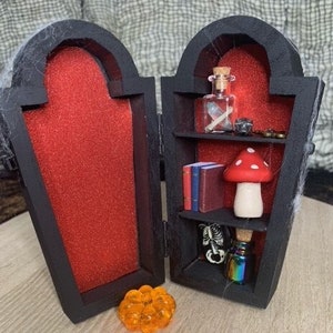 Dollhouse Miniature Halloween Wood Coffin Green 1:12 Bookcase F19 Dollys Gallery 