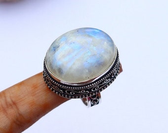 Stunning Moonstone Ring/ 8 US Size Ring/ Moonstone Vintage Ring/ Silver Plated Handmade Ring/ Large Moonstone Ring/ Big Moonstone Ring