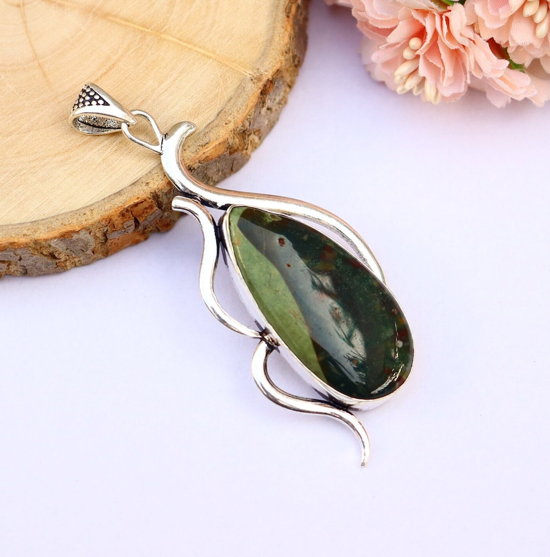 Stunning Serpentine Pendant/ Original Serpentine Pendant/ Big