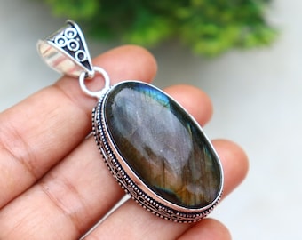 Labradorite Necklace/ Labradorite Pendant/ Silver Plated Pendant/ Large Labradorite Pendant/ Labradorite Jewelry/ Labradorite Gemstone