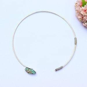 Abalone Shell Wire Necklace/ Abalone Shell Gemstone Necklace/ Gemstone Wire Necklace/ Silver Plated Necklace/ Collar Necklace/ Abalone Shell