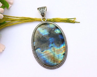 Labradorite Pendant/ Labradorite Necklace/ Silver Plated Pendant/ Large Labradorite Pendant/ Labradorite Jewelry/ Labradorite Gemstone