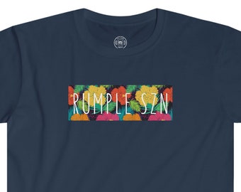 Rumple SZN Summer Time Floral Unisex Softstyle Camiseta, Negro, Blanco, Azul marino, Azul, Rojo - Camisa para beber para los fanáticos de Rumpleminze