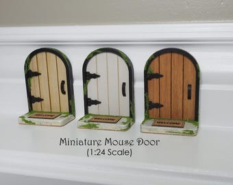 Miniature Wood Mouse or Fairy Door - 1:24 Scale Miniature Collectible Decor