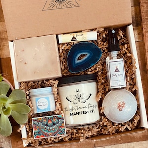 Manifest Candle Gift Set -Relaxation Stress Relief Aromatherapy - Wellness Spa Gift Set-Spa Gift Basket-Birthday Gift|-Cheer Up Gift