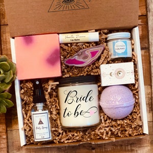 Bride to Be Spa Gift Box - Gift For Bride - Gift From Bridesmaids - Wedding Gift - Congrats on Engagement Care Package