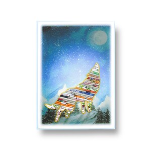 Biglietto per rivista arrotolato lupo fatto a mano con carta riciclata, auguri di Natale riciclati