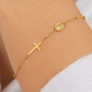 Little girl cross bracelet best sale