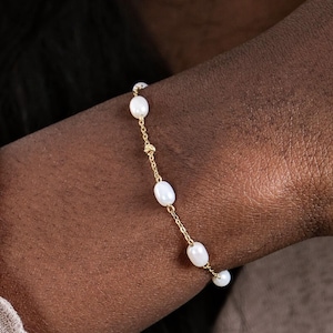 14K Solid Gold Freshwater Pearl Bracelet, Bridesmaid Bracelet, Real Pearl Bracelet, Wedding Bracelet, Jewelry Gift