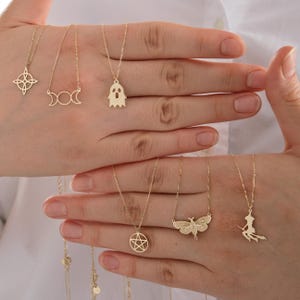 14K Solid Gold Motte Halskette, Insekt Halskette, Luna Motte Halskette, Hexe Schmuck, Motte Flügel Halskette, Motte Anhänger, Geburtstagsgeschenk Sie