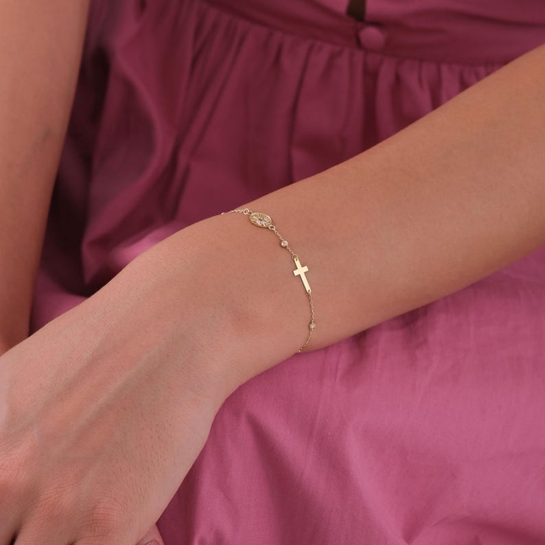 A 14K solid gold rosary bracelet for women