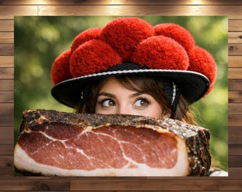 Schwarzwälder Schinken Liebe - Schwarzwald Frau mit Bollenhut Wandbild humorvolle Schwarzwald Deko Geschenkidee
