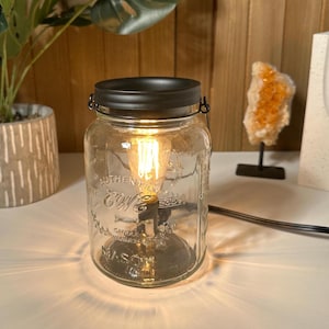 Glass Vintage Bulb Apothecary Fragrance Warmer | Elegant Aromatherapy Décor for Wax Melts & Essential Oils