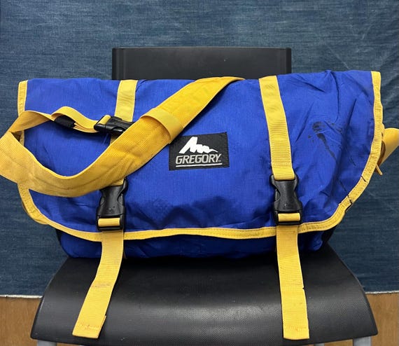 VINTAGE GREGORY MESSENGER Bag - Etsy