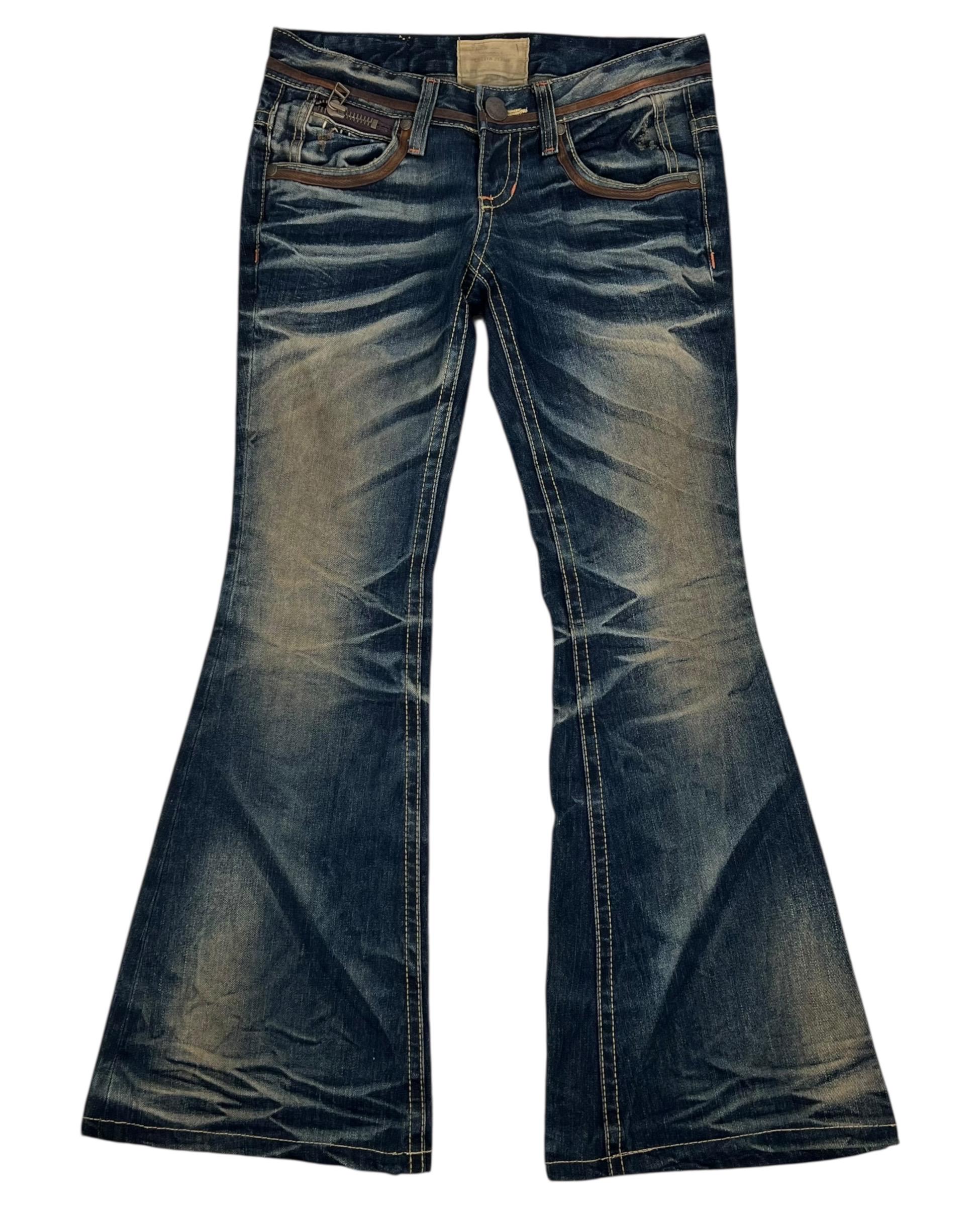 【LOLITA】AUTHENTIC DENIM SIZE29 LOW RISE LOLITA BOOT JEAN | Lucky Brand